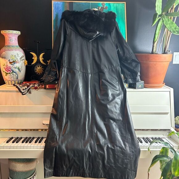 Elegant Black Leather Hooded Coat for Women Size 2 - Picture 15 of 16